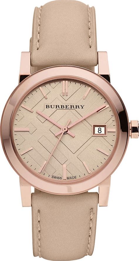 Women Burberry Watches for Sale in Online Auctions 